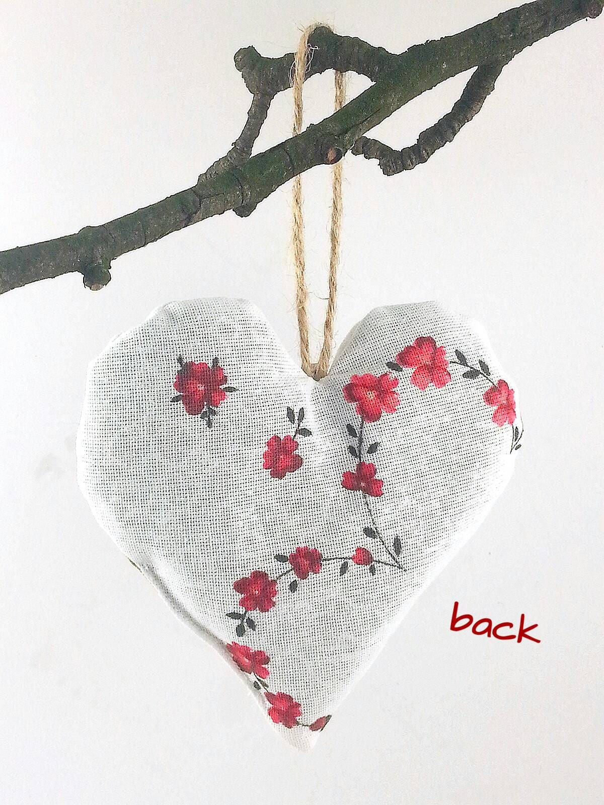 Săculeț parfumat cu lavandă și model floral roșu